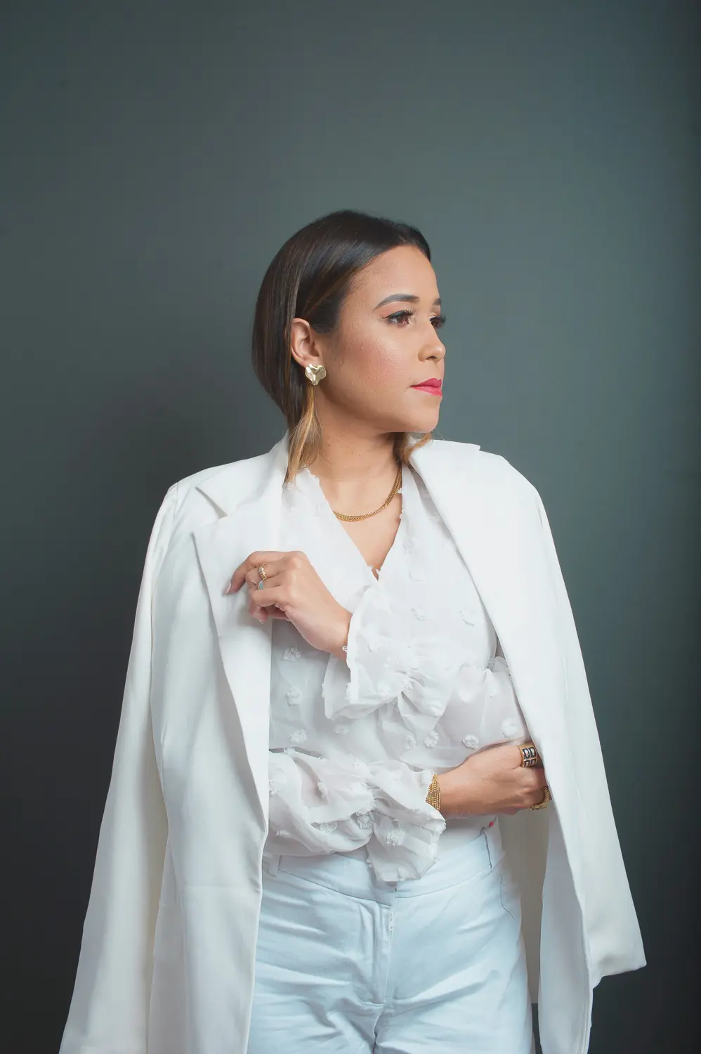 Lidia Meirelles de blazer branco